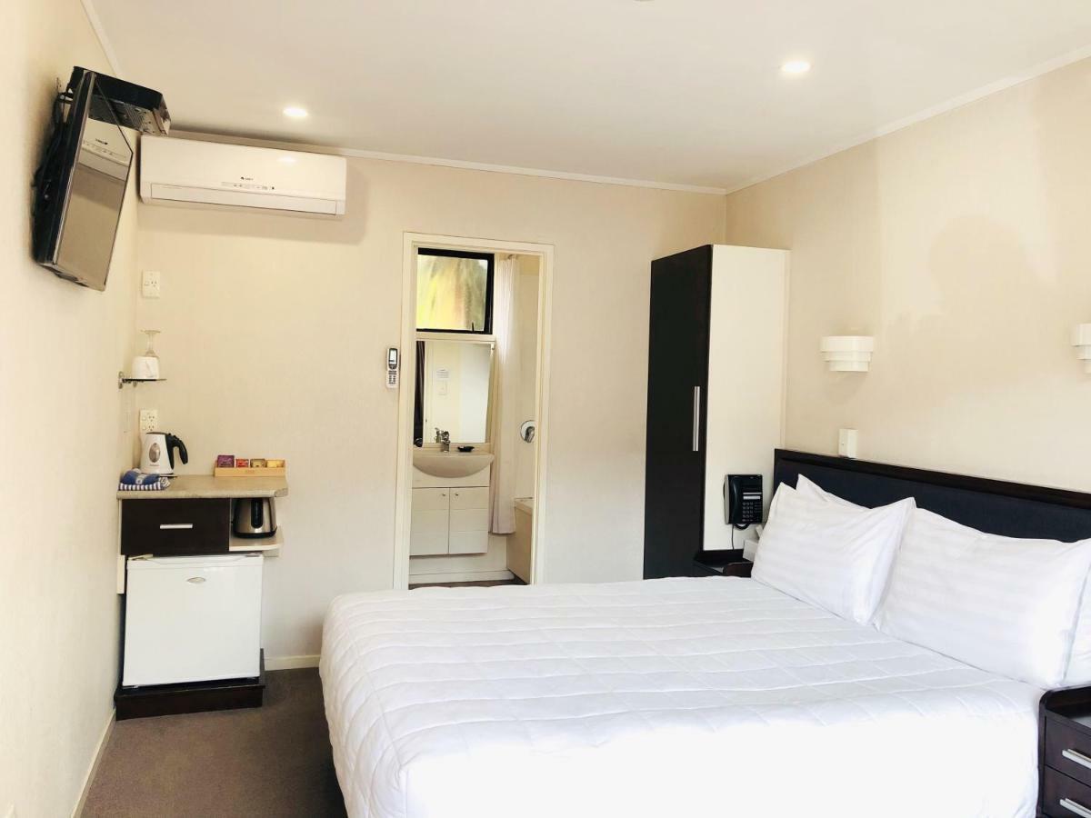 Tudor Court Motor Lodge Auckland Esterno foto